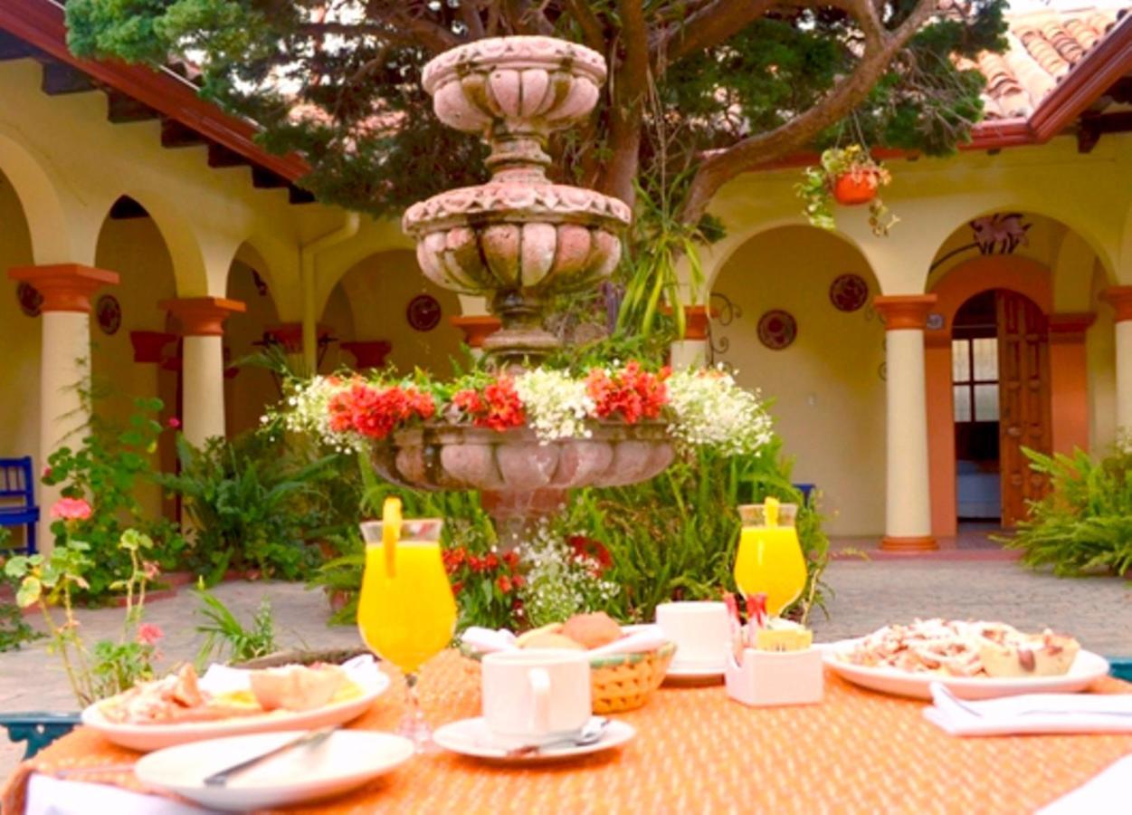 Hotel Rincon Del Arco San Cristóbal de Las Casas Buitenkant foto